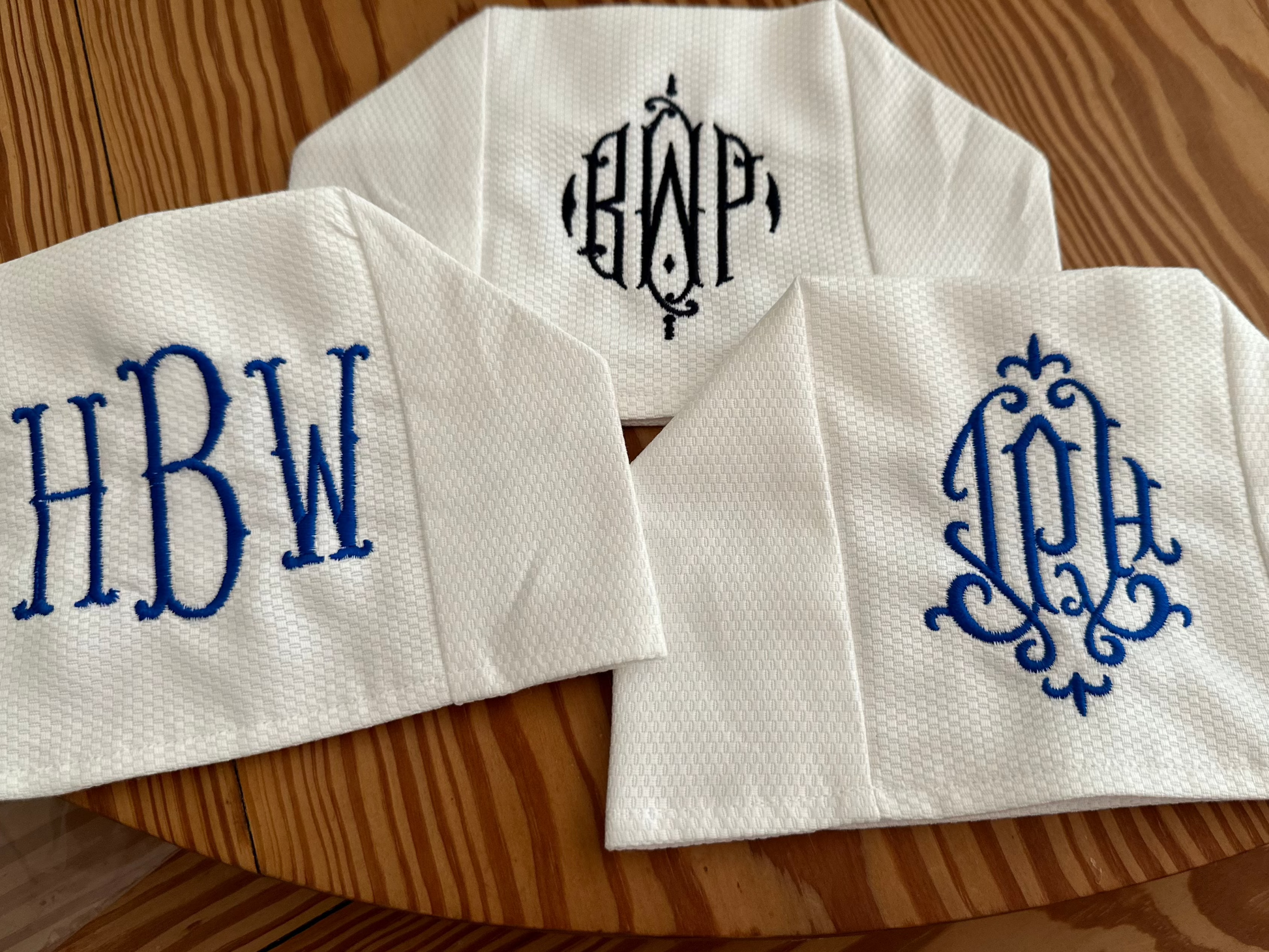 Whitley Monogram White Cotton Pique Tissue Box Cover – Whitley Monograms
